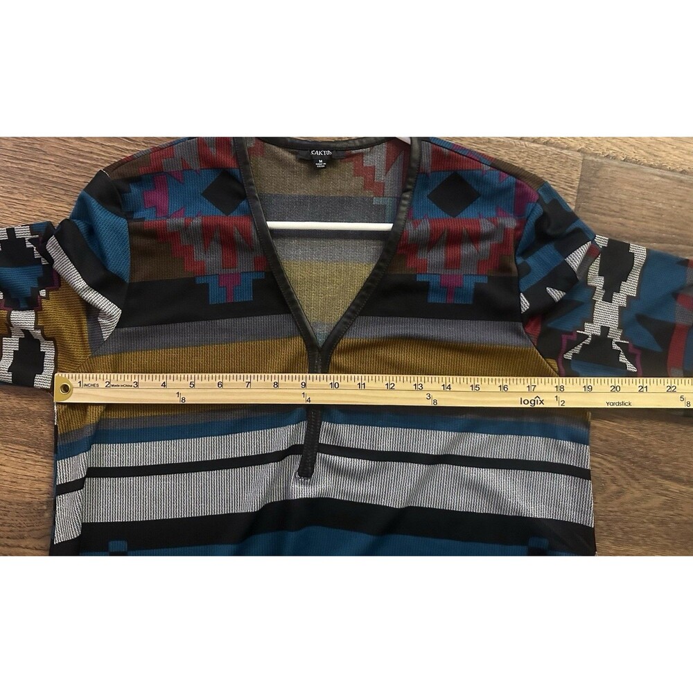 Kaktus Southwestern Aztec Tunic Top M Boho Western Faux Leather Trim V-Neck - Picture 7 of 10